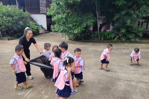line_album_กิจกรรม-big-cleaning-day-27072569_260730_69A25402CD-A25F-0C0B-DE62-6EDD5A682F27.jpg